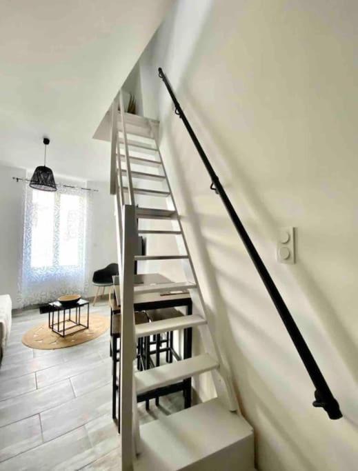 Appartement Centre Ville Saint-Amand-Mont-Rond Exterior foto